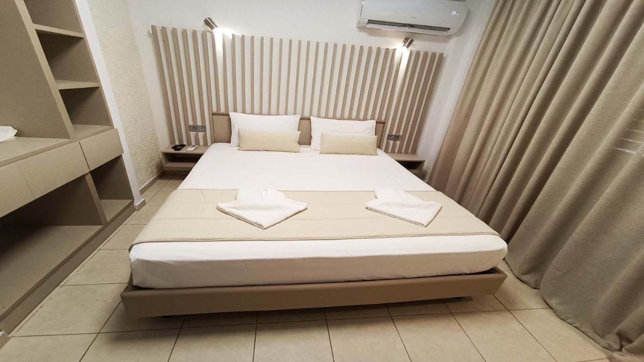 Anastasia Luxury Suites By Xenius Zeus In Nea Флогита Екстериор снимка